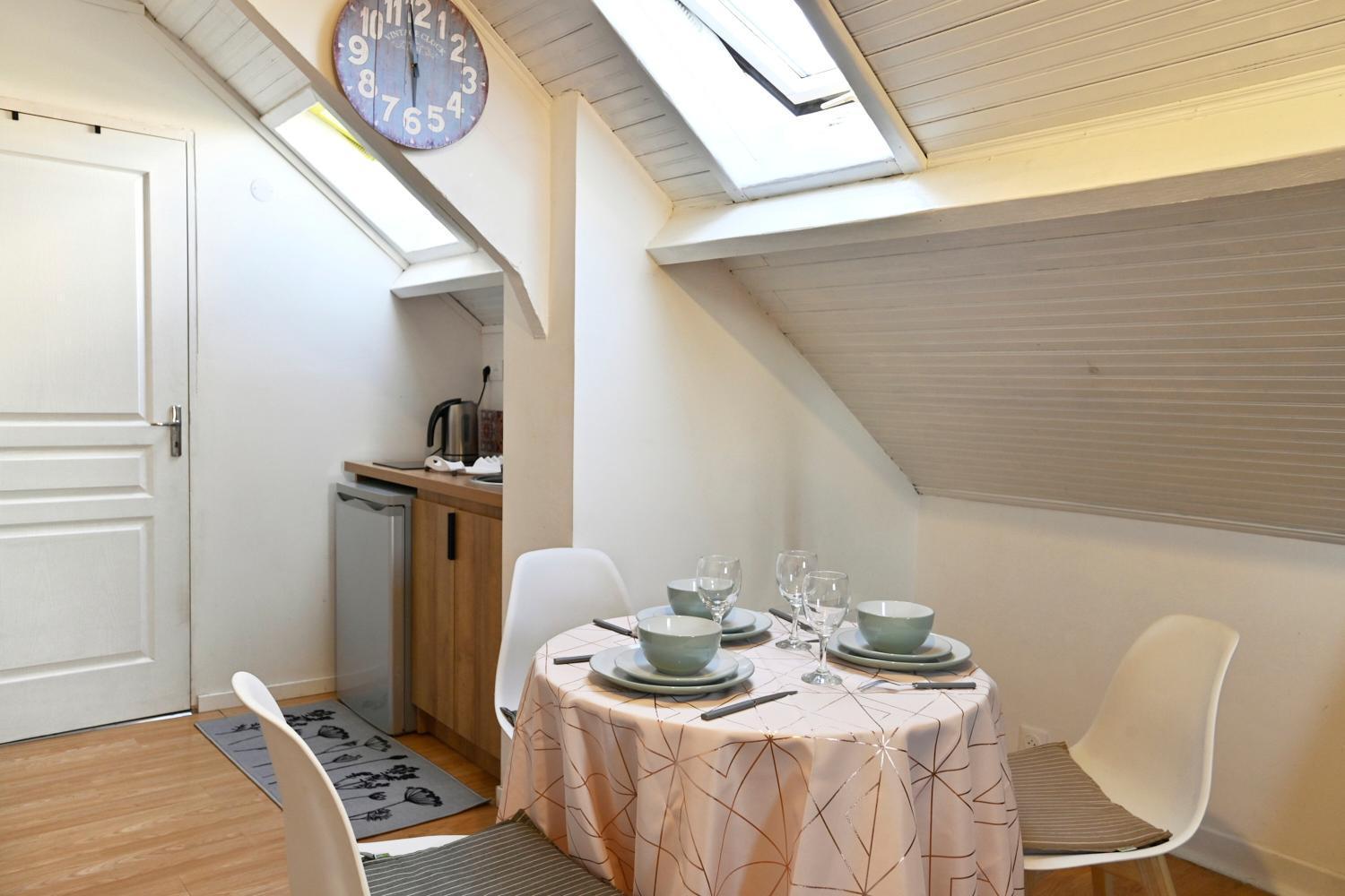 T2 Cosy Et Lumineux - Proche Centre Et Commodites Сен-Кантен Екстер'єр фото